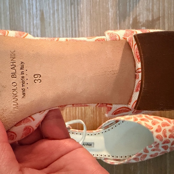 Manolo Blahnik Orange Patterned Flats - Picture 2 of 7